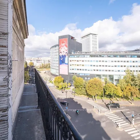 Апартаменты Eiffel Tower View 3br Balcony